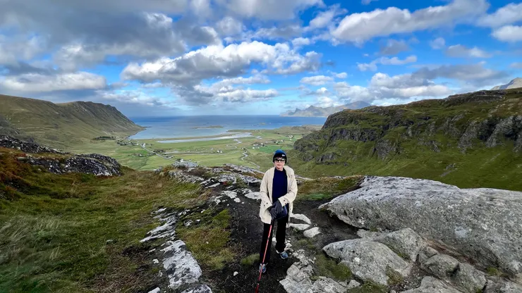 山脈、海灘和農場草原