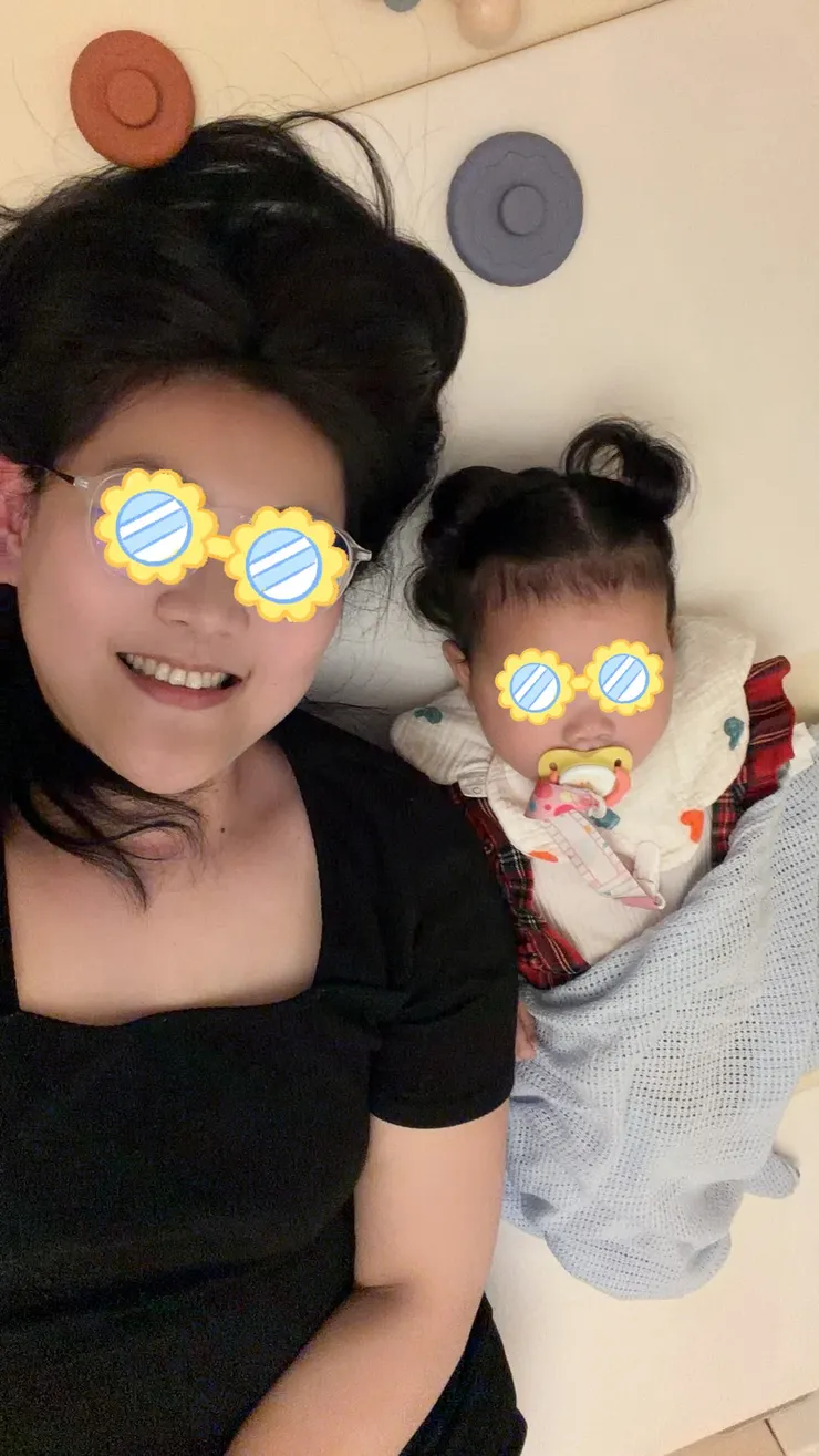 尺寸剛好也是我可以進去跟寶寶一起躺躺睡睡