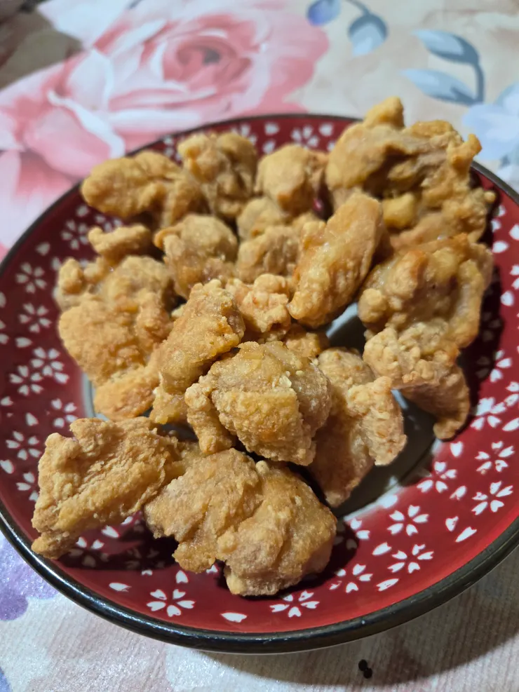 光是加醬就很好吃肉也蠻大塊的