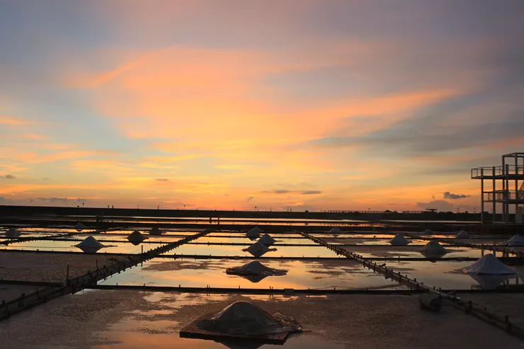 颱風天前的火燒雲