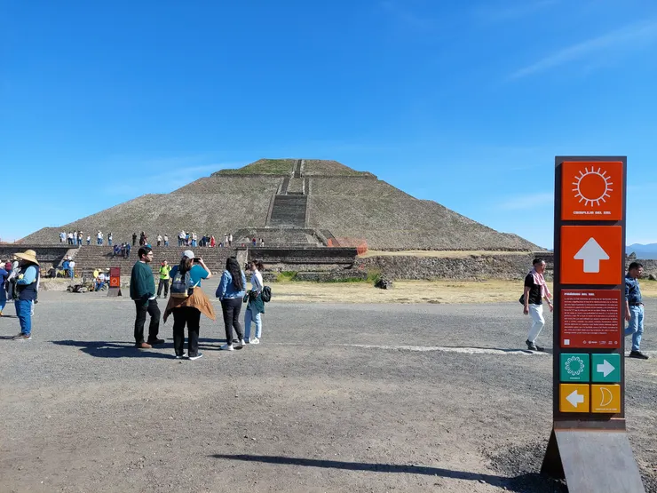 Teotihuacan - Pyramid of the Sun (Pirámide del Sol)