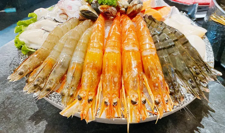 【武鶴和牛火鍋-吉林總店】A5和牛吃到飽、鱈場蟹腳吃到飽,送波士頓龍蝦│台北火鍋吃到飽推薦