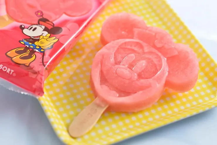 照片取自官網，粉紅色米妮是莓果口味，黃色米奇是熱帶水果。