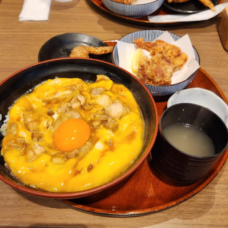 招牌親子丼套餐