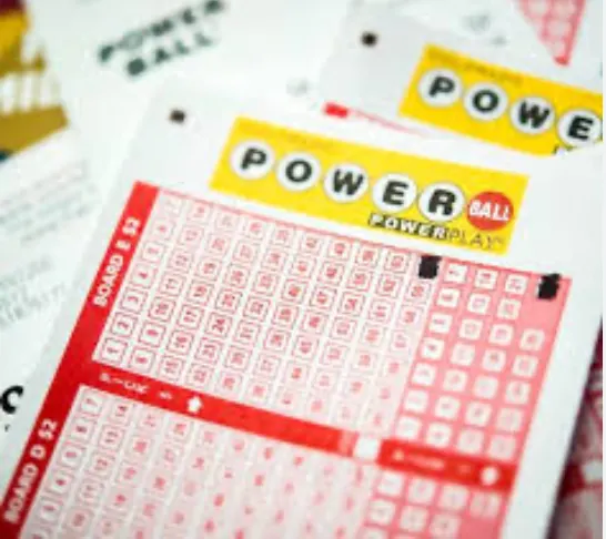 PowerBall 玩法為從 1–69 裡選 5 個白球號碼 + 再從 1–26 裡選 1 個紅球（Powerbal）號碼。
