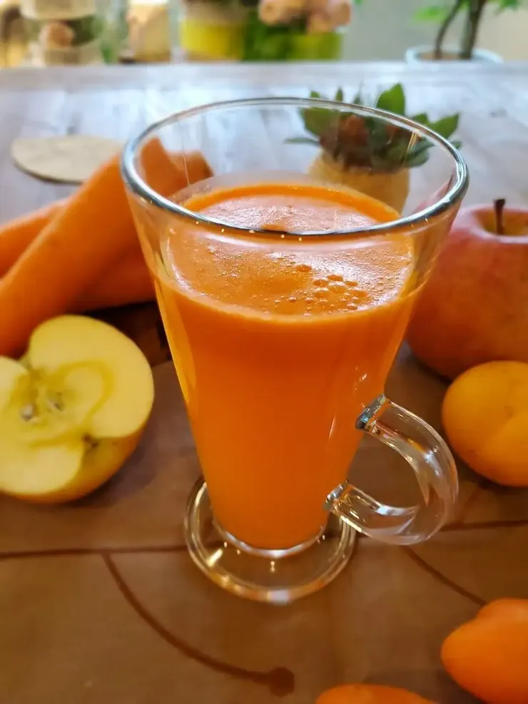 ▲Seed of Life 有機胡蘿蔔汁，網路參考價￥880元/杯。 (照片摘自官網)