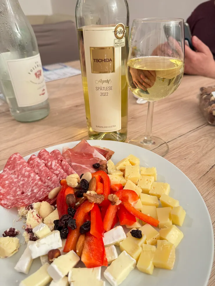 來歐洲的夜晚小確幸