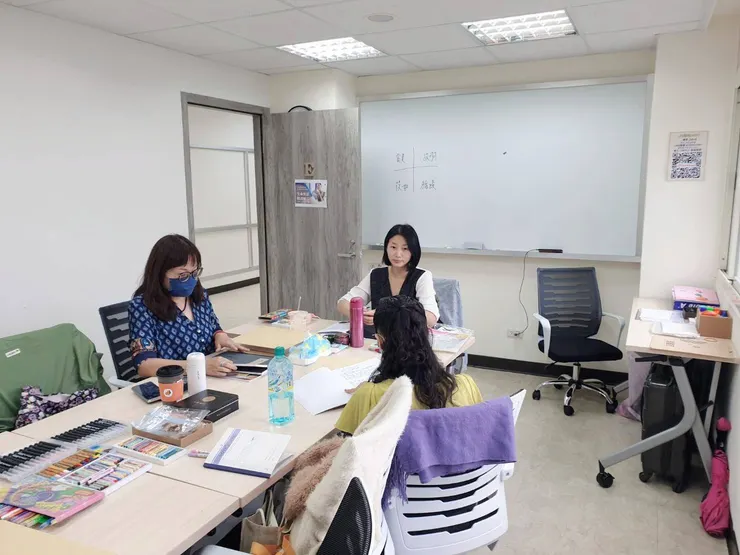 VFT未來職業學堂 生命對話陪談師