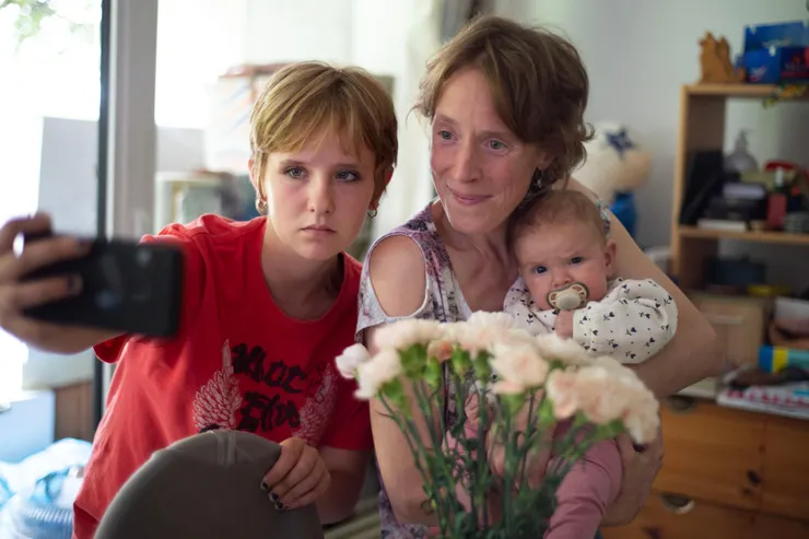 《媽媽未成年》劇照