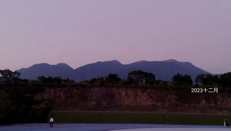 北面的大屯山系