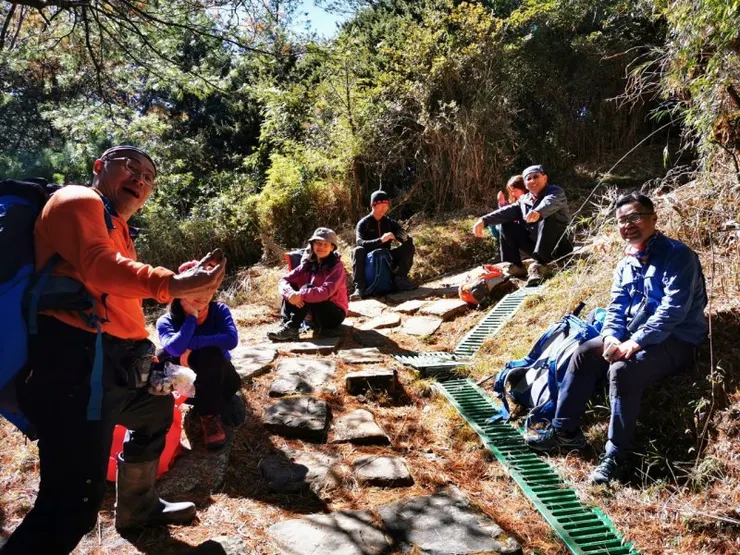 返回石水山登山口