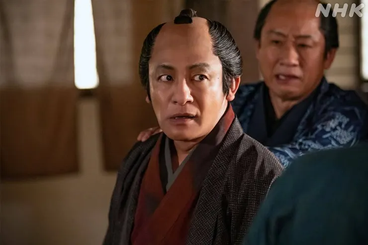 依舊對蔦重搶生意懷恨在心的鱗老闆