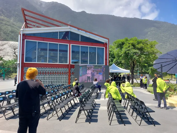 可能在預演活動或發表會 / 資料來源:林鴻鈞@並木居