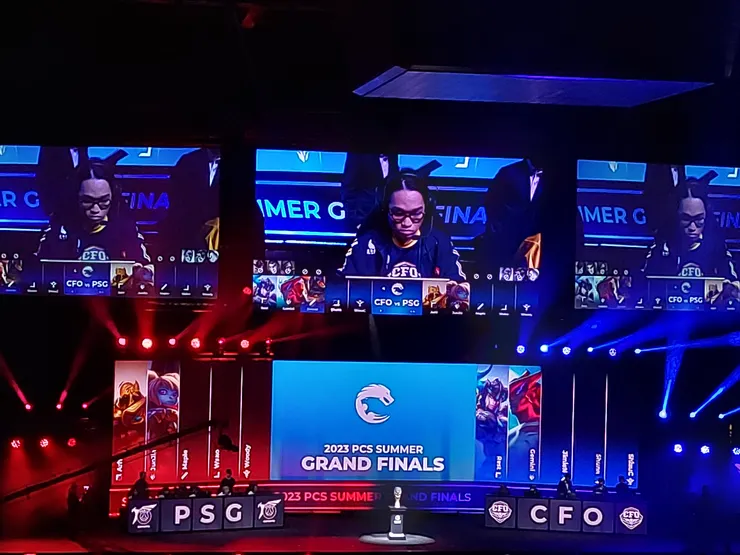 CFO自信鎖下中路犽凝，BP的驚喜性和可看性使得全場歡呼。