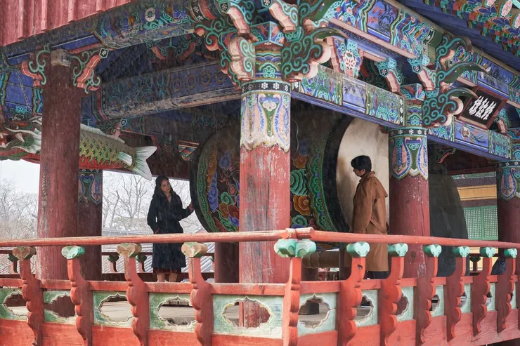 「用中文告訴我，你覺得我怎麼樣？」「漂亮。」