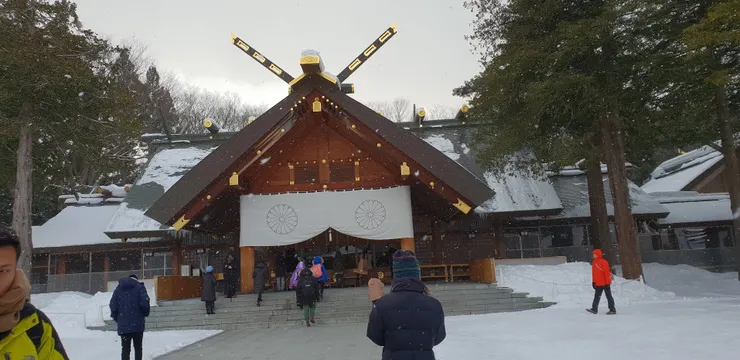 沒到過神社，好像沒來過日本