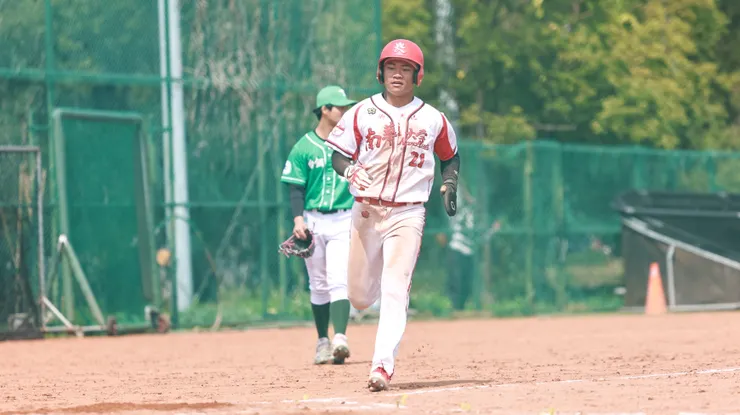 潘思佑跑回再見分