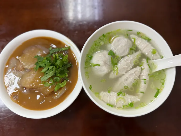 當然是點一套來吃