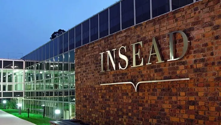 位於楓丹白露, 由歐盟設置的INSEAD是頂級的國際商學院