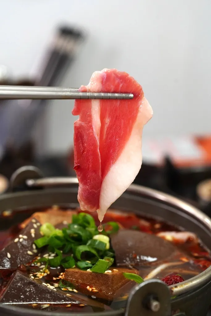 台南東區美食誰最辣?個人海陸四川麻辣鍋席捲台南美食│仙香成都