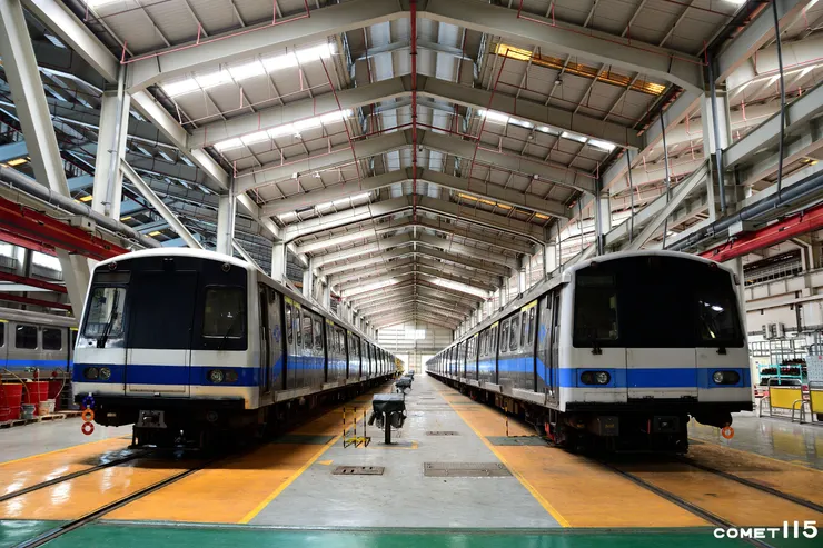 左邊是淡水線的C301型，右邊是板南線的C321型，大家看得出差異嗎?