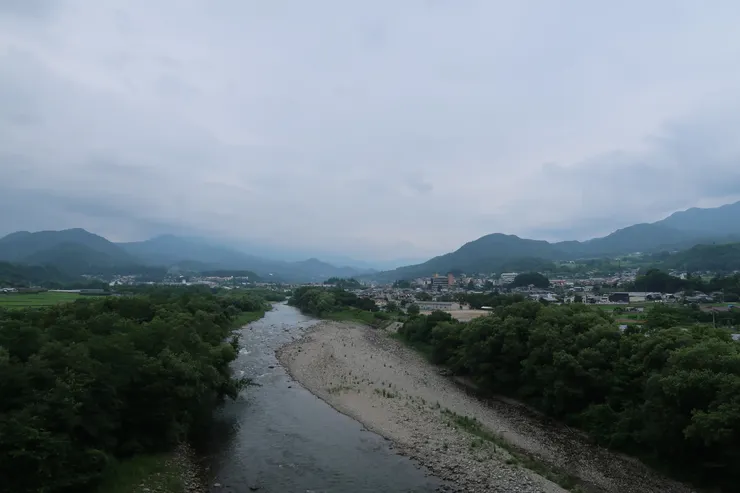 封面:名胡桃城附近的群馬山區。