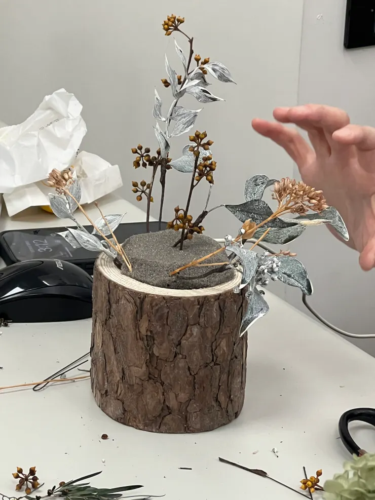 依照方向有序的插葉材