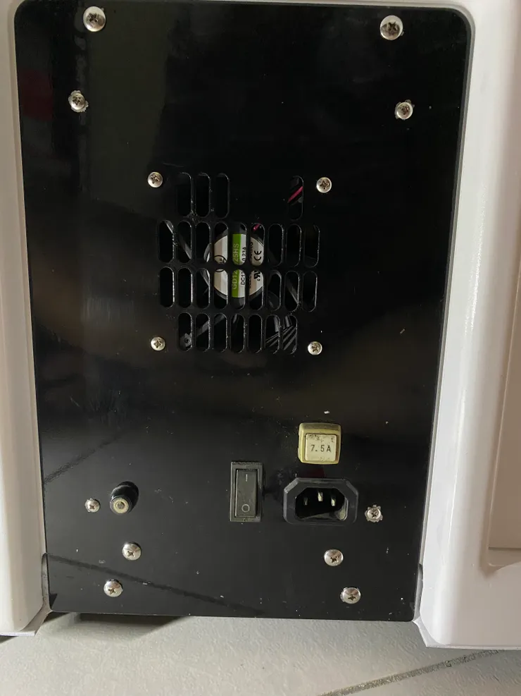 首先拆解PSU(電供)