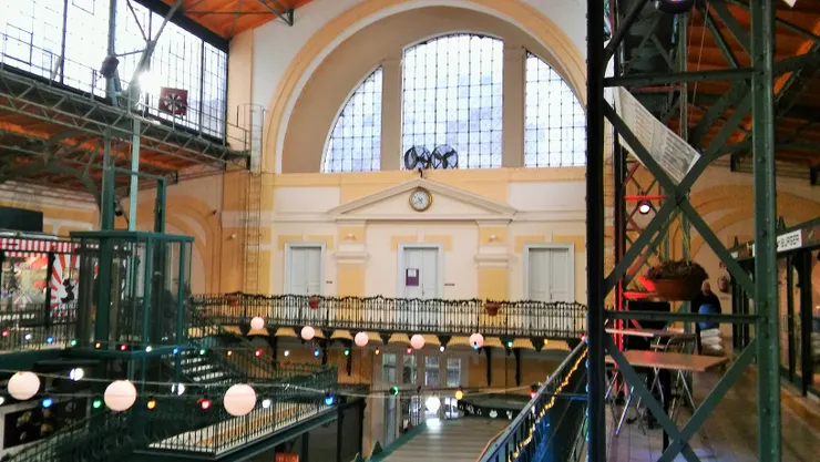 Hold utcai Vásárcsarnok 2 樓視角