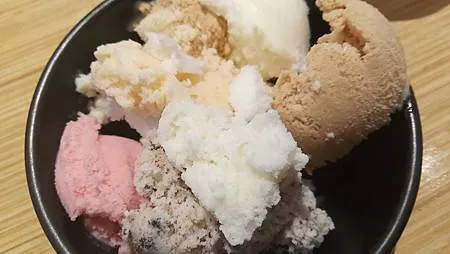 [宜蘭美食]宜蘭市熱門人氣富美海鮮鍋物，各式海鮮、肉類火鍋主