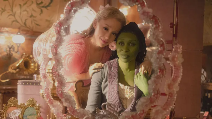 鏡子裡,她們看見了彼此的真心。