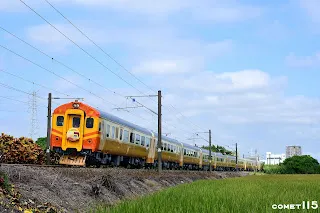 多年沒商轉的阿婆在縱貫線南段上自力前往活動舞台，為這趟驚奇之旅揭開序幕