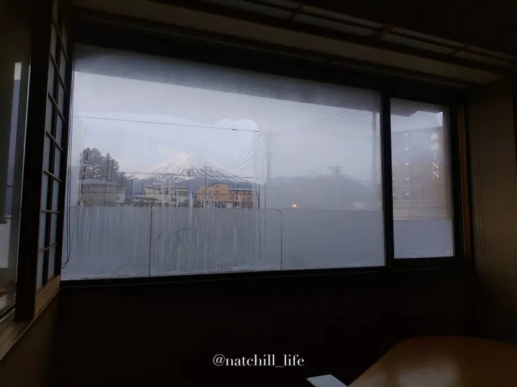 富士山窗景