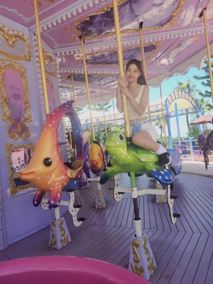    浪漫的旋轉木馬vs海龜比較可愛?      I攝影:Sunnyah
