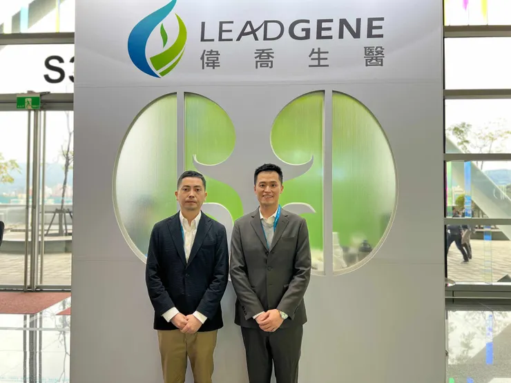 圖說：偉喬生醫董事長莊詠鈞與執行長鄭又瑋，為腎友打造專業「腸腎軸」照護生態系。（資料來源：偉喬生醫）