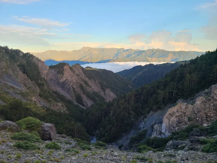 南湖網咖看風景
