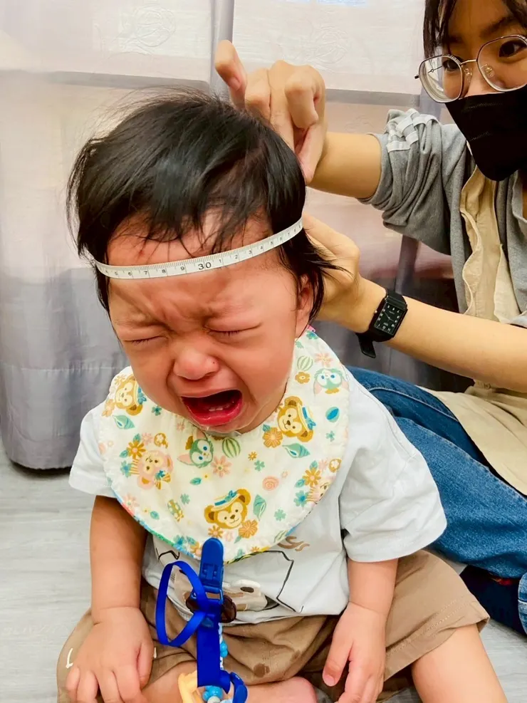 珍豬真的不喜歡人家碰他的頭，包含帽子😅