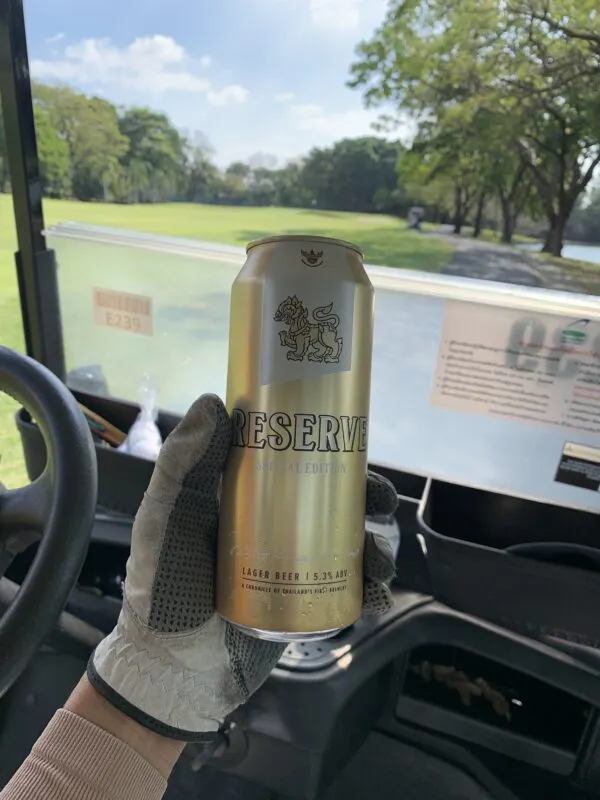 泰國高爾夫球場-吃吃喝喝是一定要的