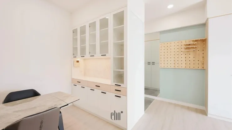 作品設計：老屋翻新鳳山工協(點我觀看完整作品)，餐櫃系統櫃