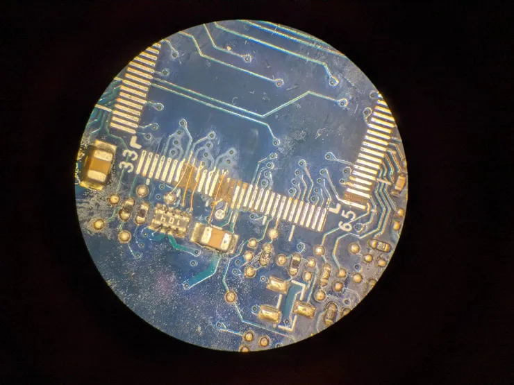 接著是拉線路。