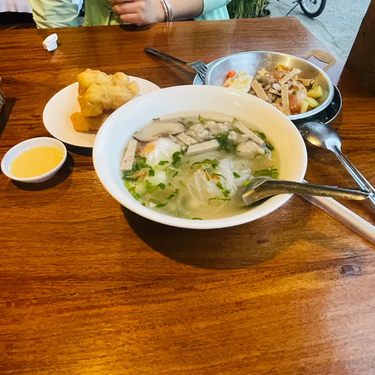 老街道地的早餐