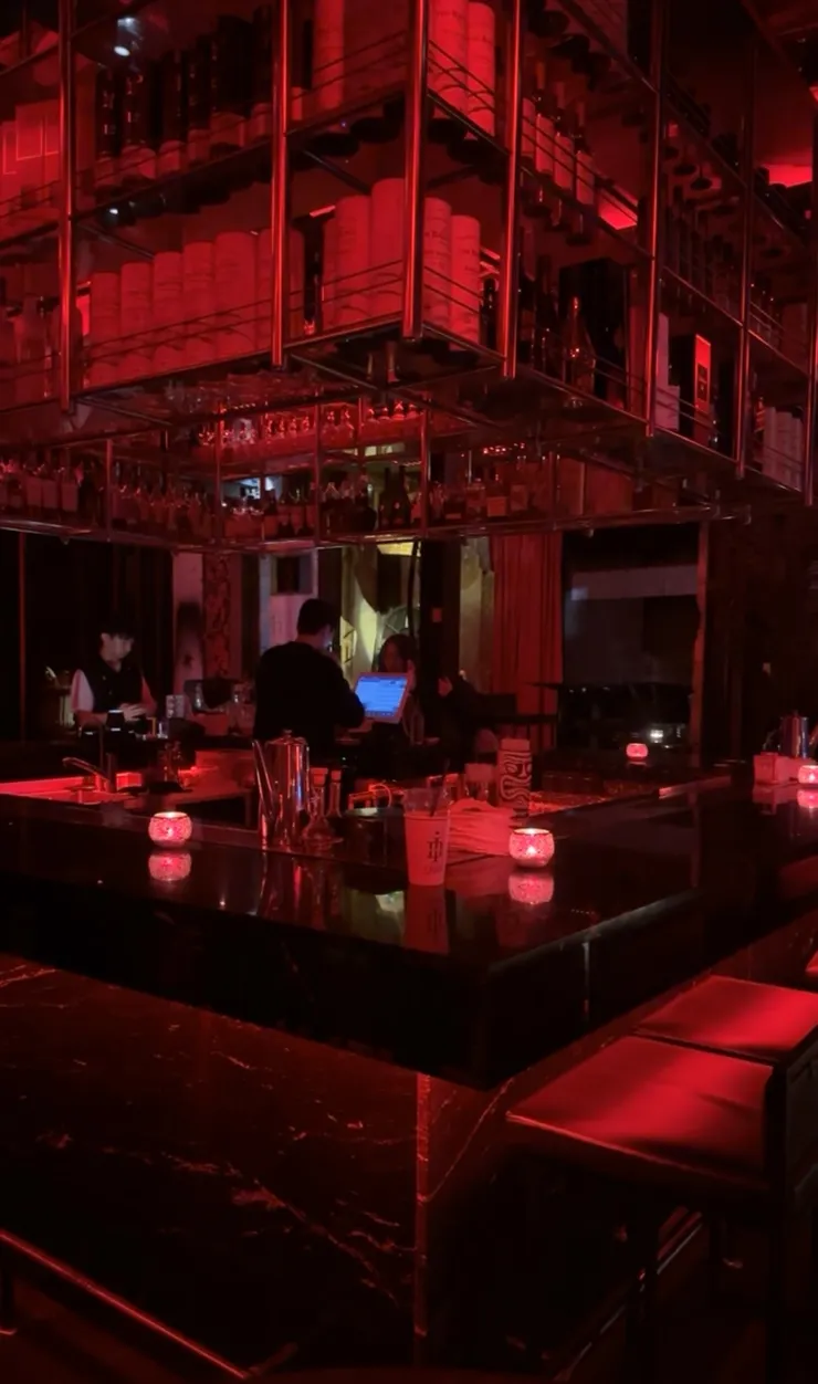 酒吧內部