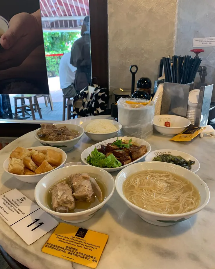 2024新加坡伴手禮｜精選TOP8新加坡必買名產，買這些送禮自食兩相宜！