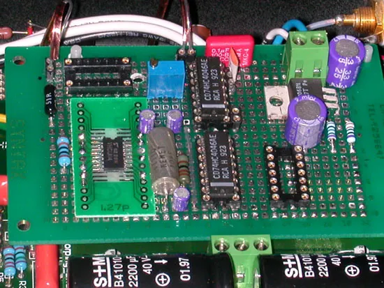 搭棚製作的 PLL 線路板