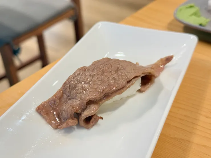 炙牛肉 炙壽司 80元