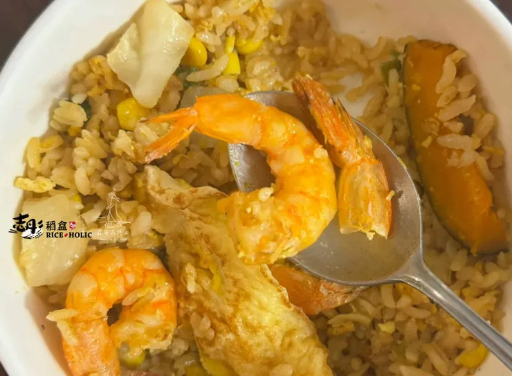 隔天把剩下的一半解決完，蝦子還是非常新鮮好吃