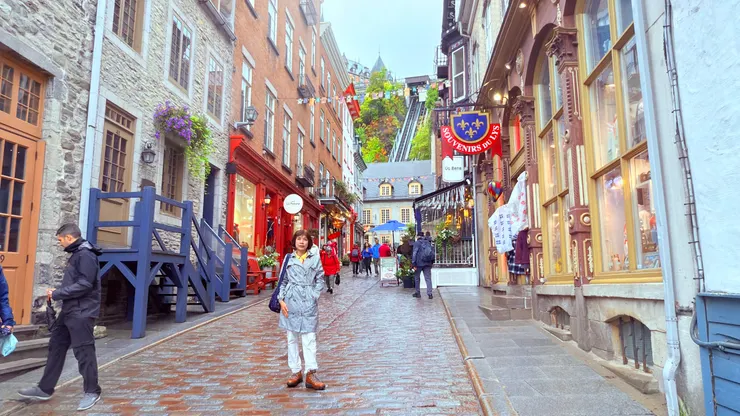 不想走斷頸階梯Breakneck Stairs，可以花錢坐纜車。