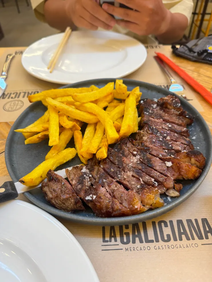 牛排可以不用點！肉有點老～