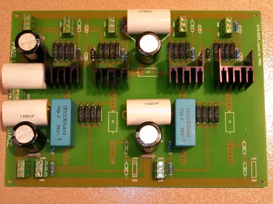 組裝完成的電路板