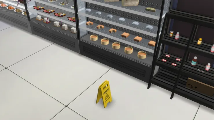 很多時候雪櫃前都會有水，大家要小心。